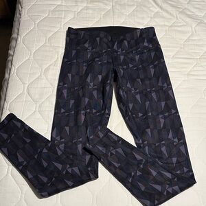 Lululemon Size 6 Stained Glass Color Leggings